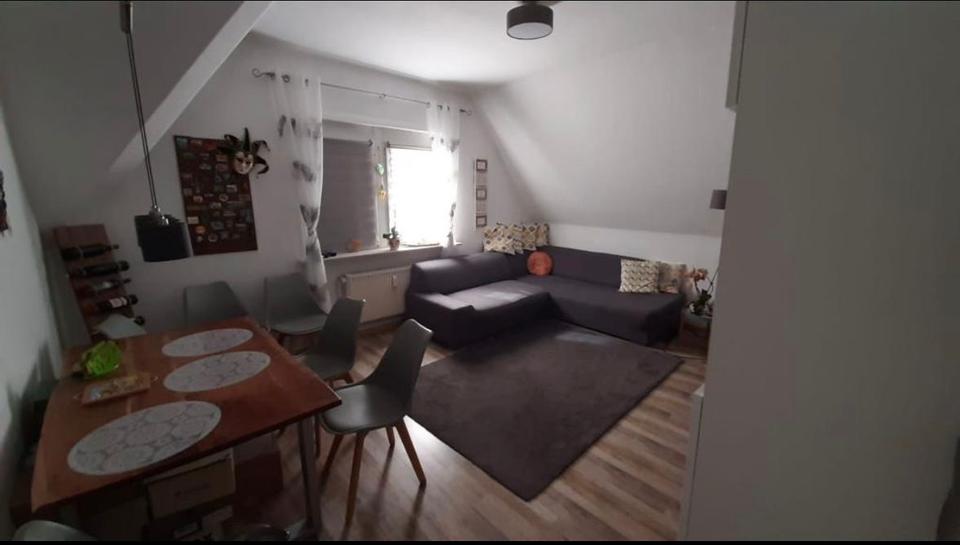 Dachgeschoßwohnung Bad Vilbel - 3 Zimmer, 55 m&sup2;, 890&euro; | Angebot:25797017