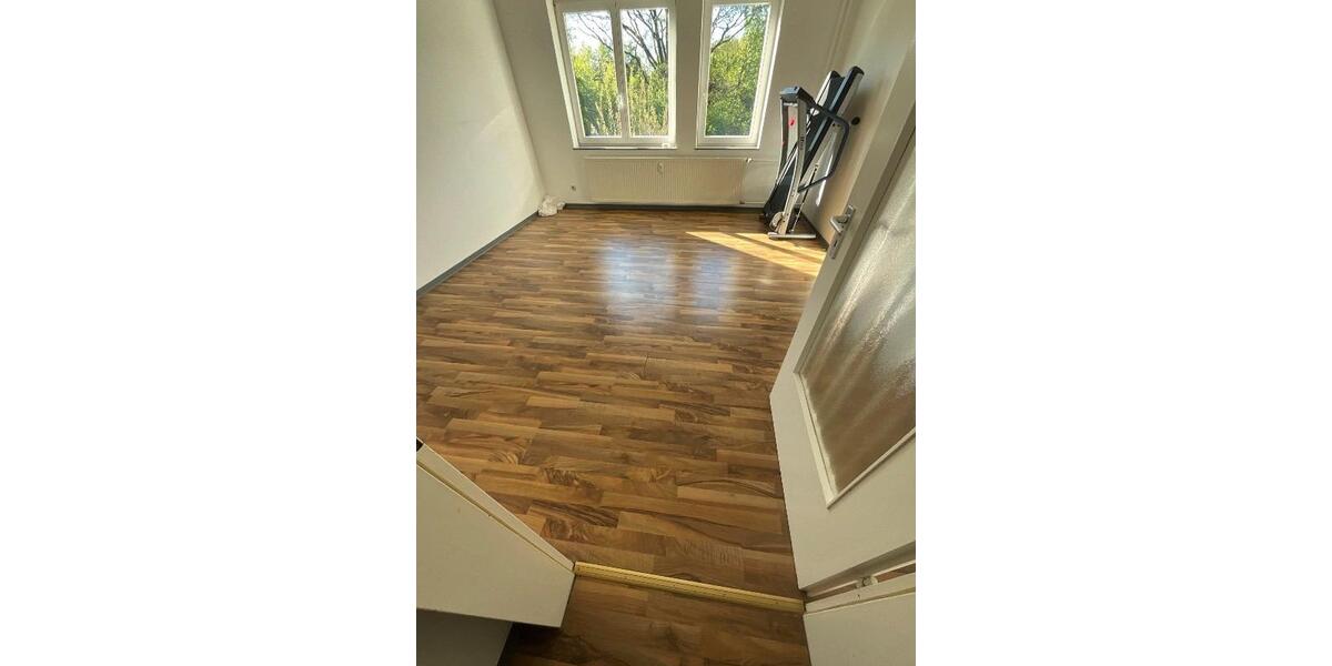 Etagenwohnung Bad Homburg vor der Höhe Gonzenheim - 3 Zimmer, 80 m&sup2;, 922&euro; | Angebot:26355511