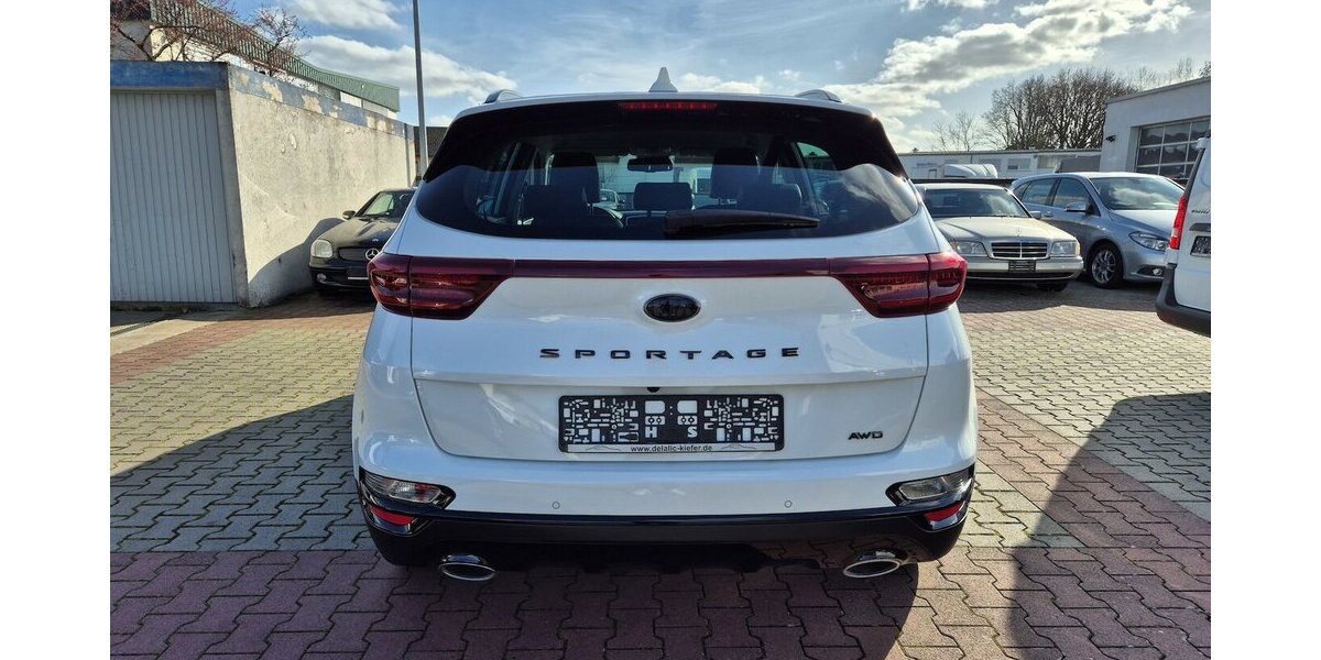 Kia Sportage Black Edition 4WD Automatik, AHK, Leder, 28.421 km 24.890 &euro; Rodgau 63110