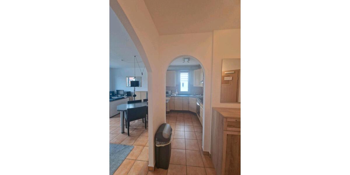 Etagenwohnung Frankfurt am Main Eschersheim - 2 Zimmer, 58 m&sup2;, 1.200&euro; | Angebot:25999902