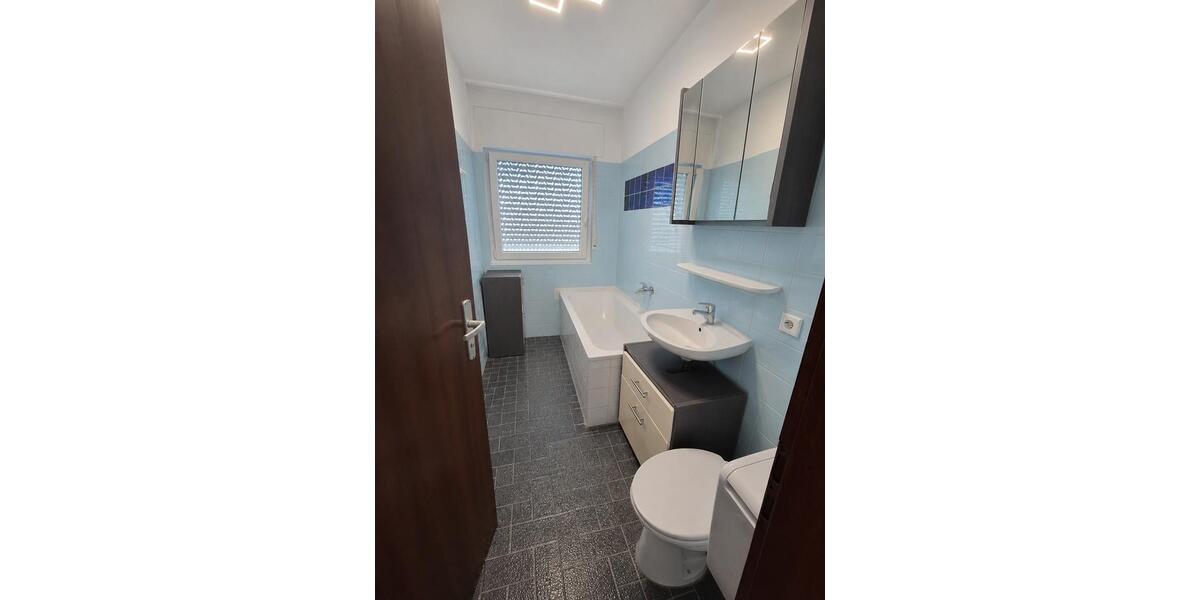Dachgeschoßwohnung Rodgau - 3 Zimmer, 76 m&sup2;, 760&euro; | Angebot:27628530