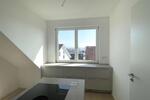 Dachgeschoßwohnung Frankfurt am Main Bergen-Enkheim - 3 Zimmer, 123 m&sup2;, 2.490&euro; | Angebot:25870894