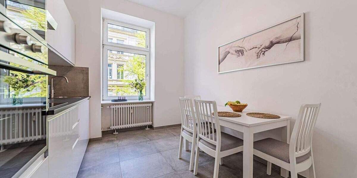 Etagenwohnung Frankfurt am Main Westend-Süd - 2 Zimmer, 67 m&sup2;, 2.460&euro; | Angebot:25968507
