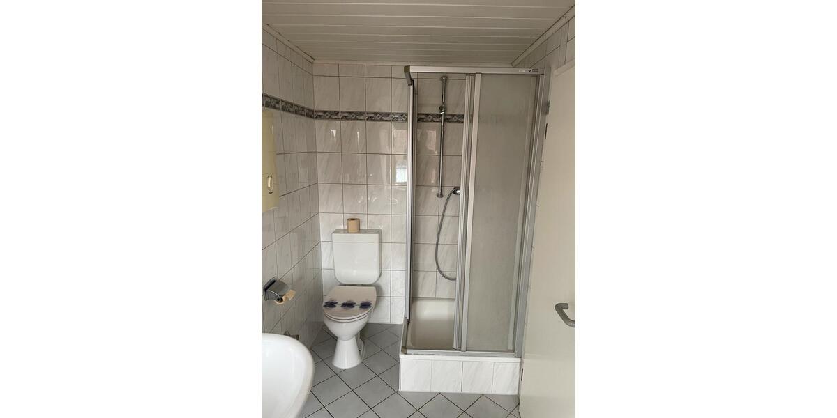 Erdgeschoßwohnung Rosbach vor der Höhe - 1 Zimmer, 40 m&sup2;, 600&euro; | Angebot:26120543