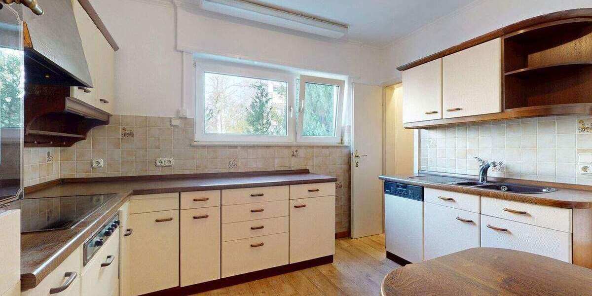Reihenmittelhaus Frankfurt am Main Niederursel - 4 Zimmer, 125 m&sup2;, 645.000&euro; | Angebot:25769237