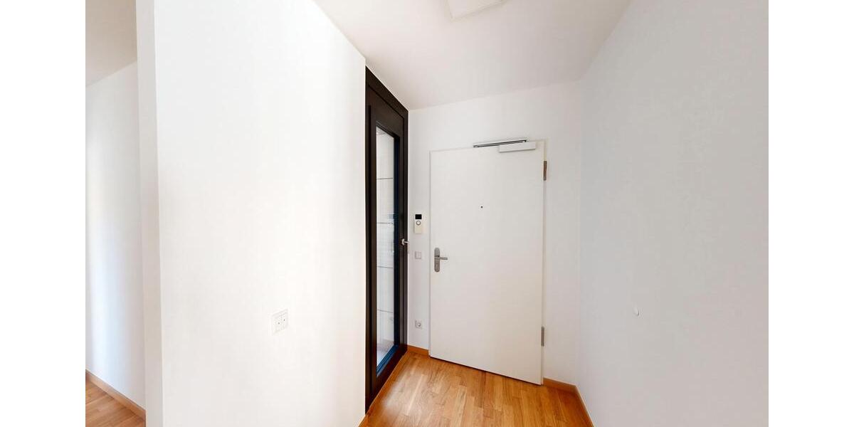 Etagenwohnung Frankfurt am Main - 2 Zimmer, 72 m&sup2;, 1.790&euro; | Angebot:25855146