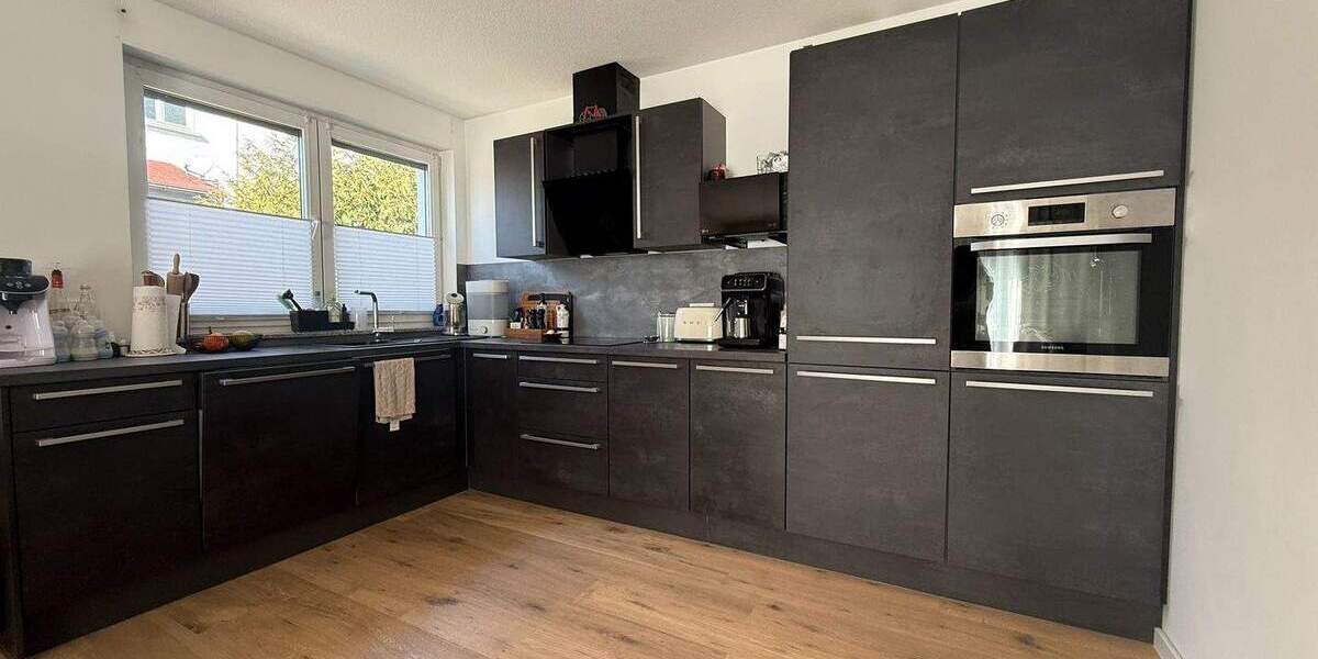 Etagenwohnung Gelnhausen - 2 Zimmer, 80 m&sup2;, 1.000&euro; | Angebot:25685347