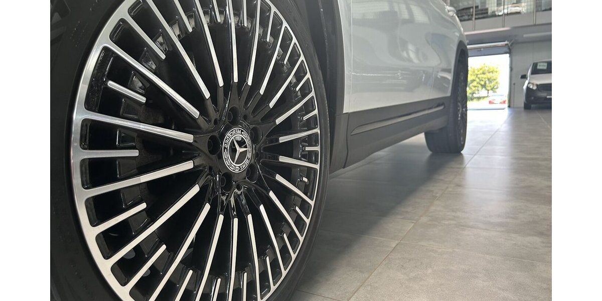 Mercedes-Benz EQA 350 4Matic AMG NIGHT-DISTRONIC-KAMERA-20´´ 38.659 km 34.499 &euro; Groß-Umstadt 64823