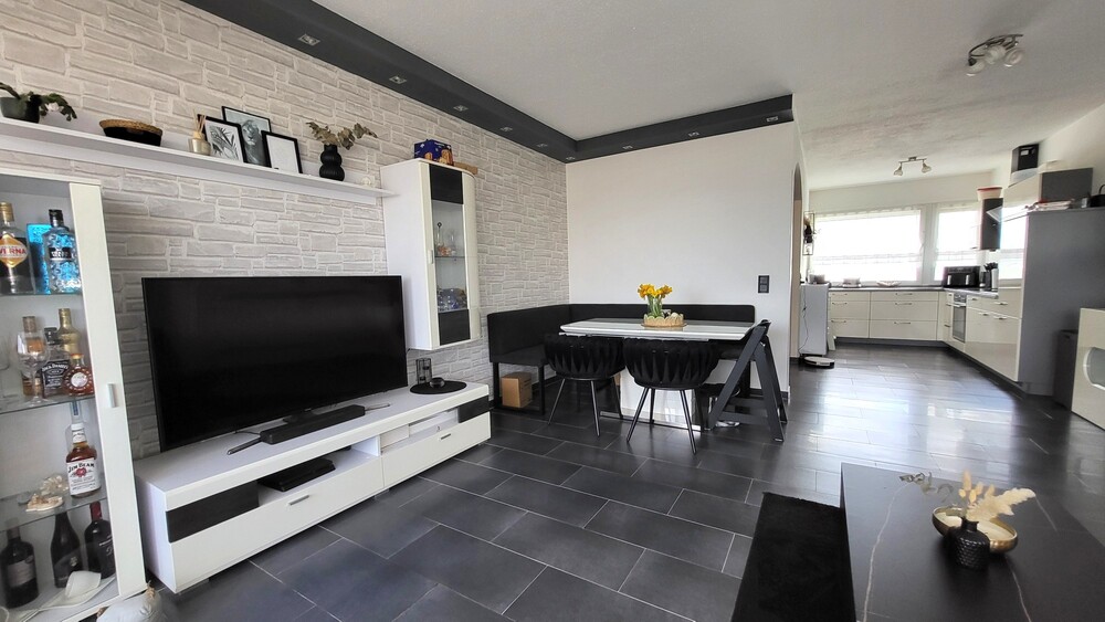 Verkaufsstart! Modern sanierte 3 Zimmer-ETW in Ruhe und Blicklage - Etagenwohnung Bruchköbel | Angebot:25972173