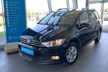 VW Touran 118.796 km 21.850 &euro; Bad Vilbel 61118