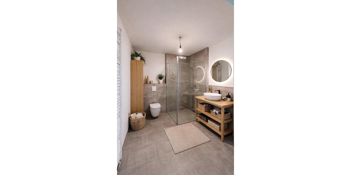 Etagenwohnung Frankfurt am Main Ginnheim - 3 Zimmer, 94 m&sup2;, 1.750&euro; | Angebot:25852746