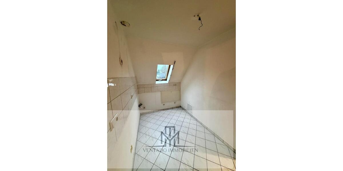 Dachgeschoßwohnung Frankfurt am Main Bonames - 2 Zimmer, 47 m&sup2;, 700&euro; | Angebot:23737955