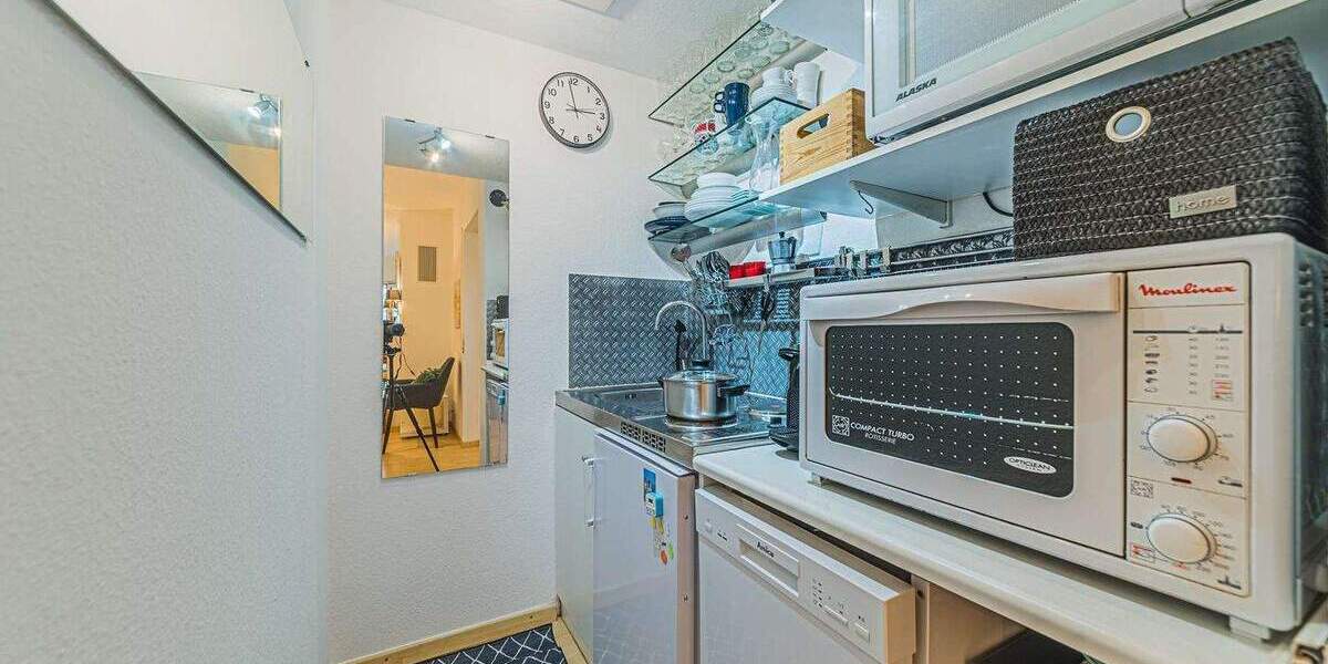 Etagenwohnung Frankfurt am Main Westend-Süd - 2 Zimmer, 70 m&sup2;, 2.090&euro; | Angebot:25661907