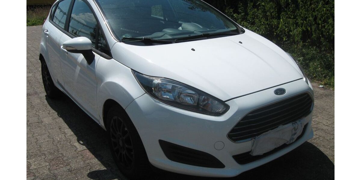 Ford Fiesta 156.000 km 3.900 &euro; Maintal 63477