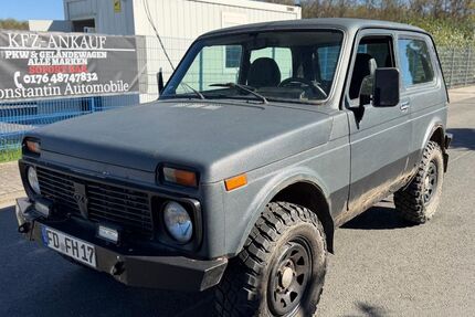 Lada Niva 146.426 km 1.300 &euro; Limeshain 63674