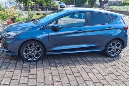 Ford Fiesta 42.800 km 13.700 &euro; Frankfurt 60528