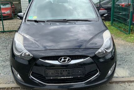 Hyundai ix20 318.832 km 2.450 &euro; Frankfurt am Main 60486