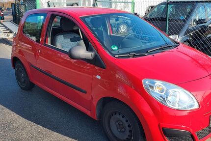Renault Twingo 95.000 km 1.990 &euro; Sailauf 63877