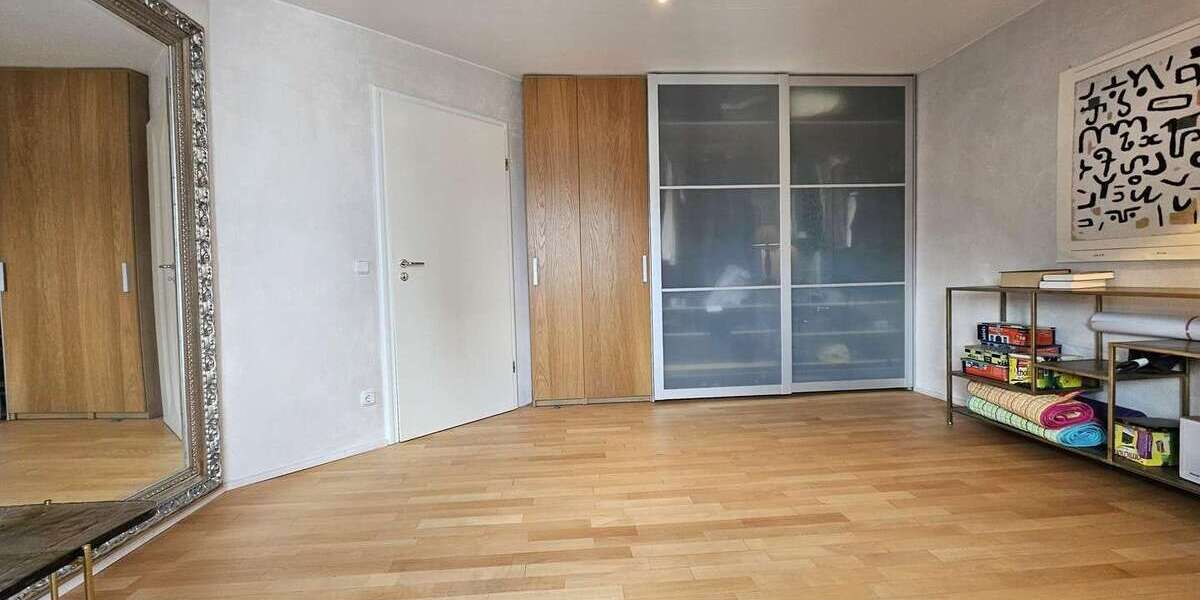 Etagenwohnung Frankfurt Nordend West - 3.5 Zimmer, 107 m&sup2;, 880.000&euro; | Angebot:26583941