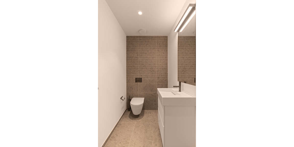 Etagenwohnung Frankfurt am Main Ostend - 2 Zimmer, 69 m&sup2;, 2.650&euro; | Angebot:25690986