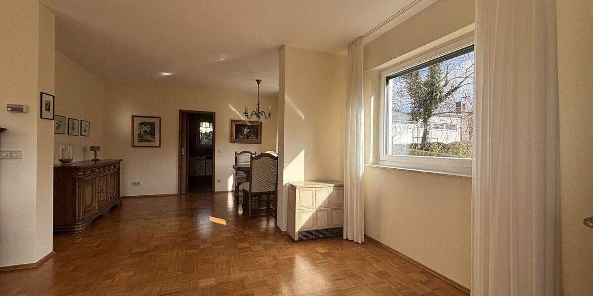 Einfamilienhaus Ranstadt - 6 Zimmer, 170 m&sup2;, 449.900&euro; | Angebot:25775618