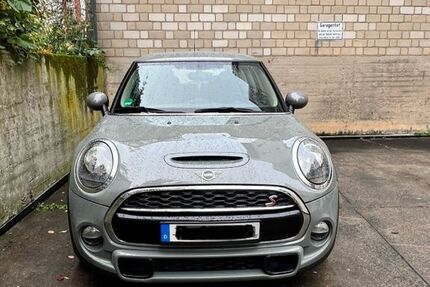 Mini Cooper S 71.570 km 18.890 &euro; Frankfurt am Main 60389
