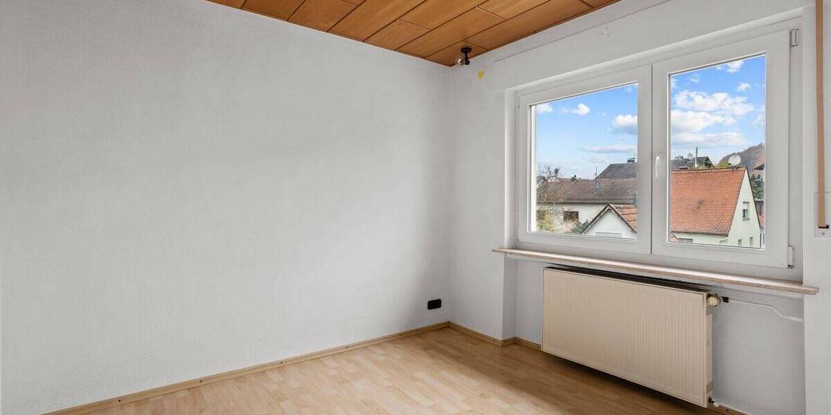 Mehrfamilienhaus, Wohnhaus Gelnhausen Höchst - 6 Zimmer, 219 m&sup2;, 395.000&euro; | Angebot:25742091