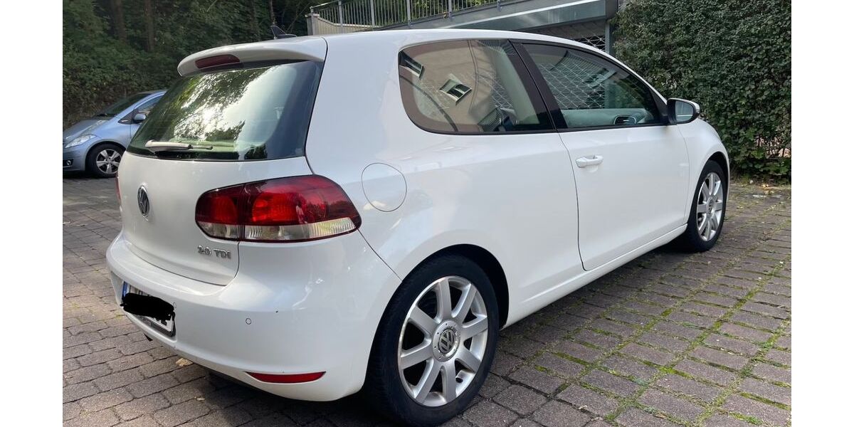 VW Golf 298.000 km 3.200 &euro; Frankfurt 60528