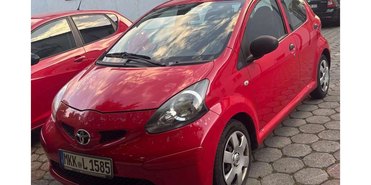 Toyota Aygo 70.000 km 3.500 &euro; Hanau, Brüder-Grimm-Stadt 63450