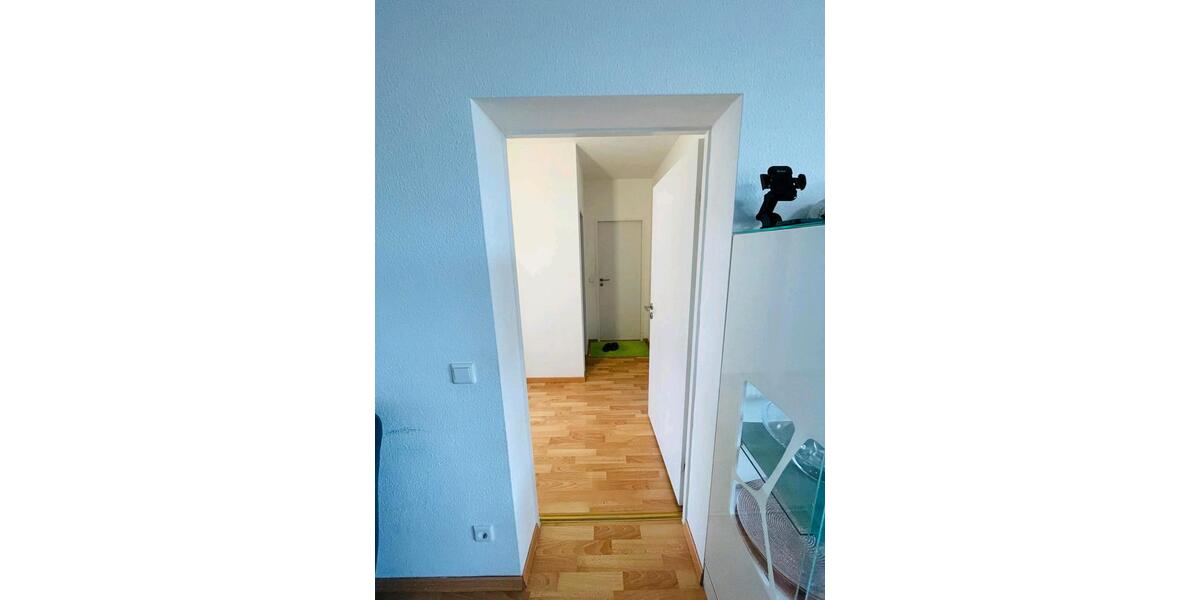 Etagenwohnung Bruchköbel - 3 Zimmer, 87 m&sup2;, 920&euro; | Angebot:27537449