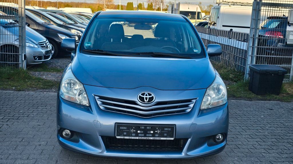 Toyota Verso 146.333 km 6.999 &euro; Dietzenbach 63128