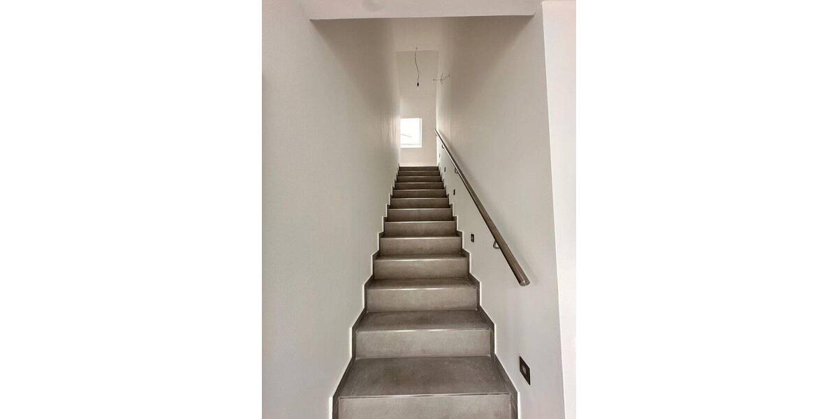 Etagenwohnung Maintal Dörnigheim - 4 Zimmer, 127 m&sup2;, 1.850&euro; | Angebot:26876194
