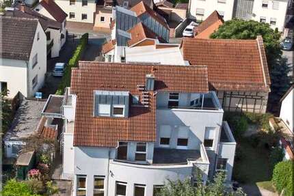 Haus Oberursel - 10 Zimmer, 345 m&sup2;, 1.249.000&euro; | Angebot:24591174