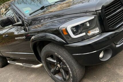 Dodge RAM 234.000 km 8.350 &euro; Schwalbach am taunus 65824