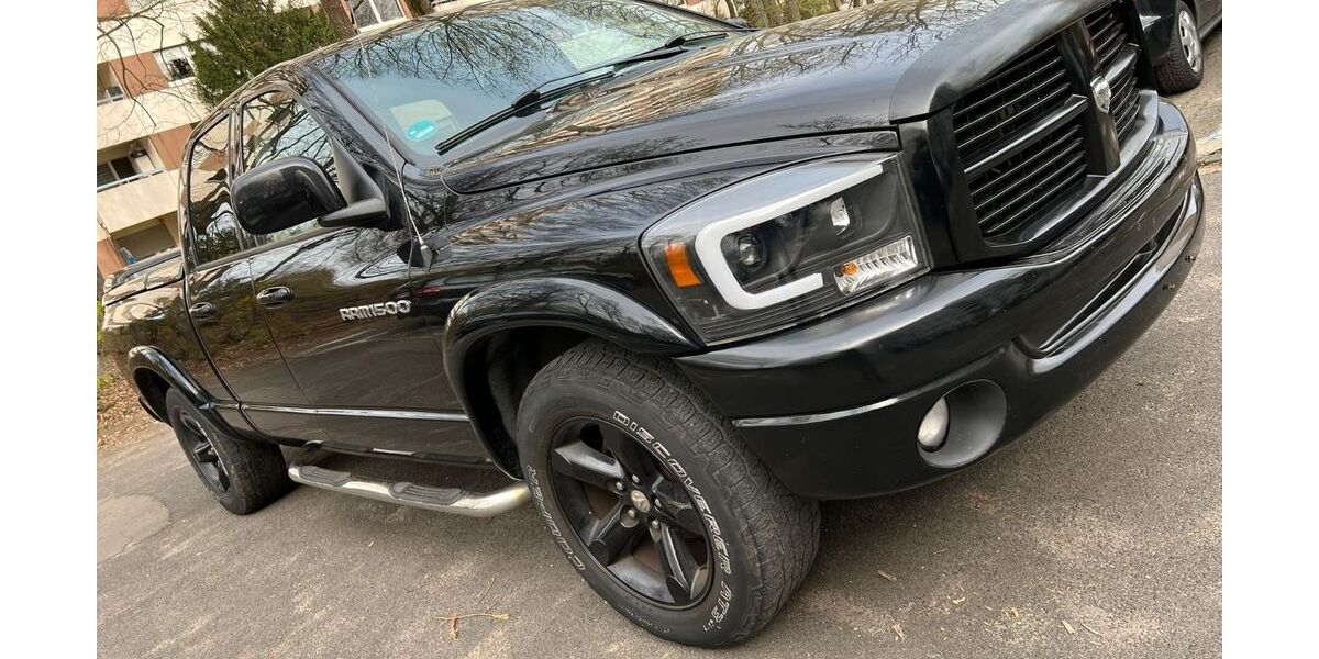 Dodge RAM 234.000 km 8.350 &euro; Schwalbach am taunus 65824