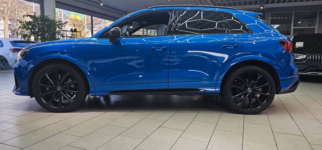 Audi RSQ3 86.952 km 42.490 &euro; Neu-Isenburg (FRANKFURT AM MAIN) 63263