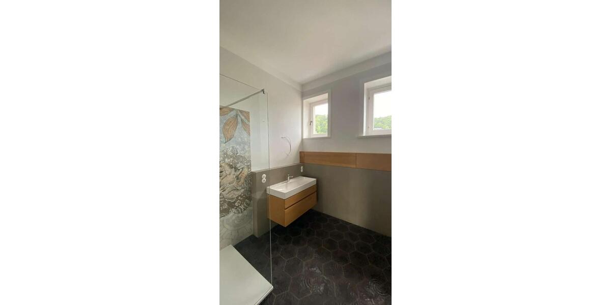 Etagenwohnung Gelnhausen - 4 Zimmer, 161 m&sup2;, 2.576&euro; | Angebot:26350765