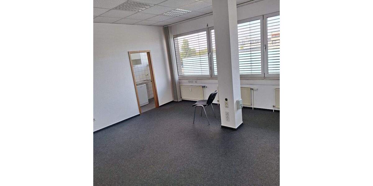 Gewerbeobjekt Frankfurt am Main Griesheim - 4 Zimmer, 125 m&sup2;, 1.150&euro; | Angebot:25865840