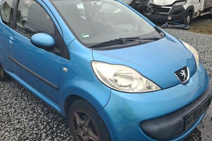 Peugeot 107 203.000 km 950 &euro; Rodgau Nieder-Roden 63110