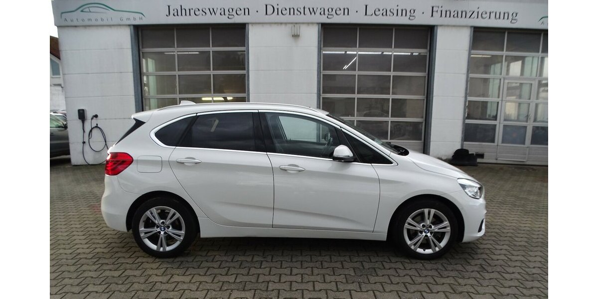 BMW 218 Active Tourer d Panoramadach, Leder, LED Schei 114.982 km 14.990 &euro; Rodgau 63110