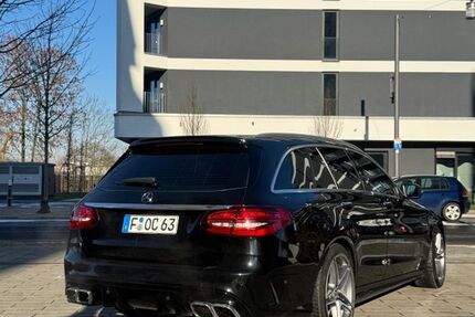 Mercedes-Benz C 63 AMG 65.000 km 45.000 &euro; Frankfurt am Main 65931
