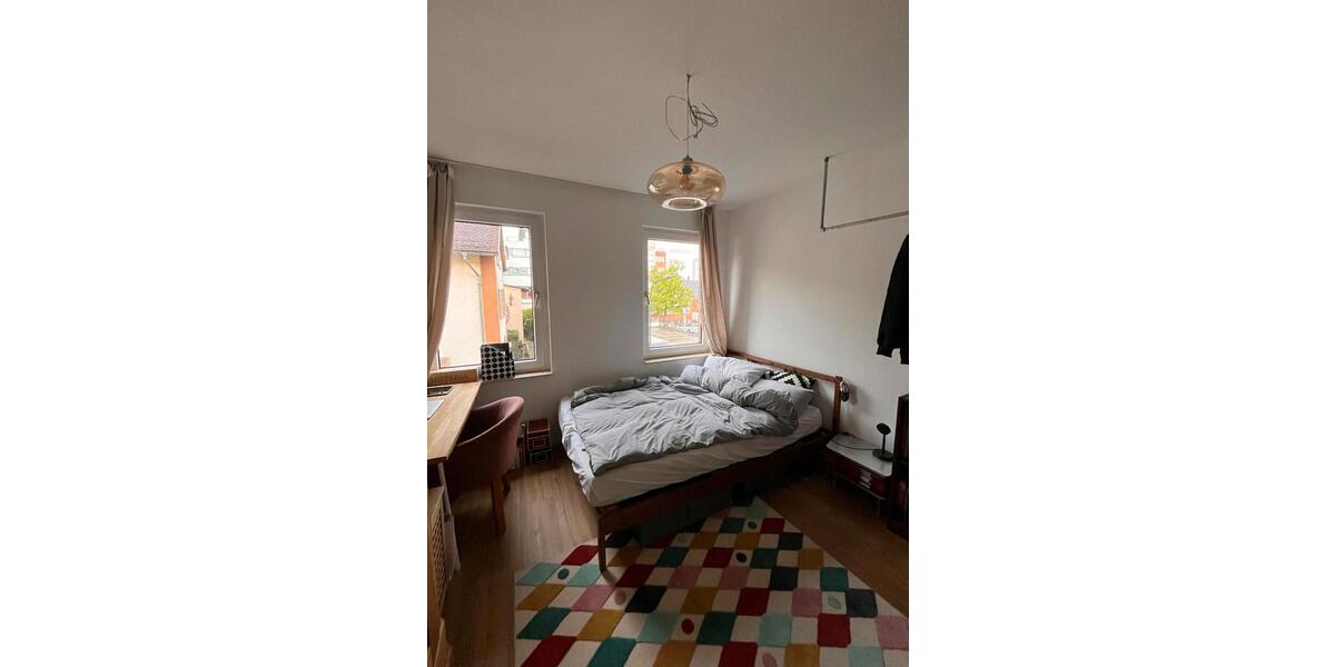 Etagenwohnung Oberursel (Taunus) - 3.5 Zimmer, 73 m&sup2;, 1.235&euro; | Angebot:26698324
