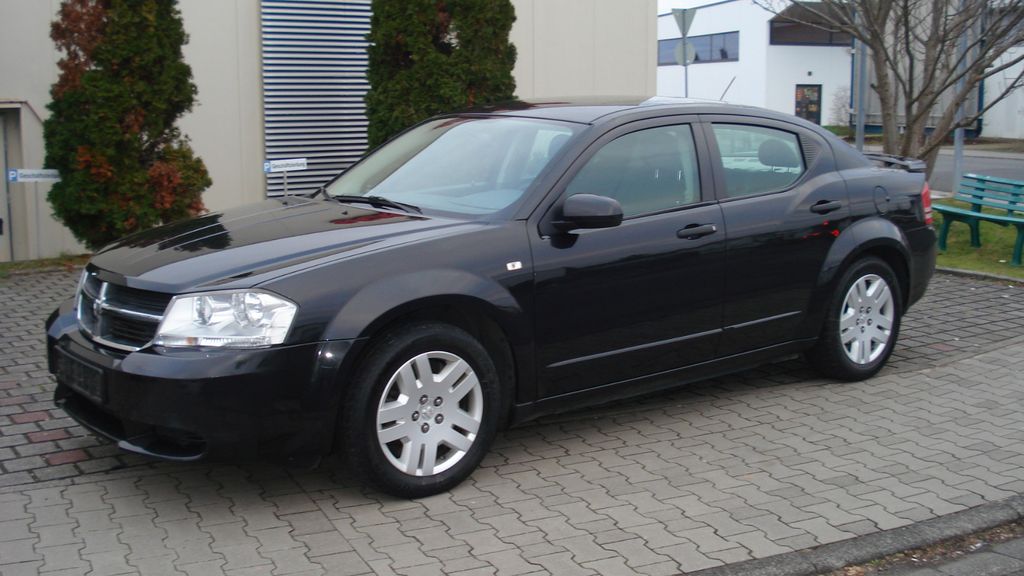 Dodge Avenger 118.000 km 3.900 &euro; Rödermark 63322