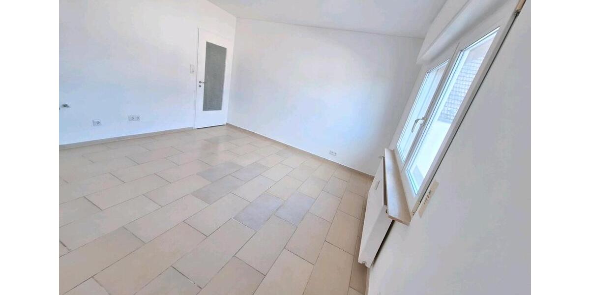 Etagenwohnung Hanau Groß-Steinheim - 2 Zimmer, 51 m&sup2;, 950&euro; | Angebot:26701986