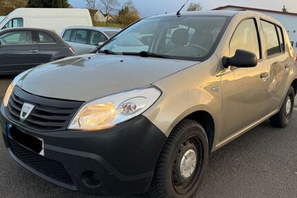 Dacia Sandero 115.000 km 1.600 &euro; Nidderau 61130