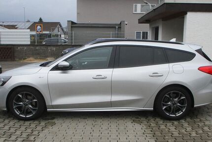 Ford Focus 86.058 km 13.899 &euro; Babenhausen 64832
