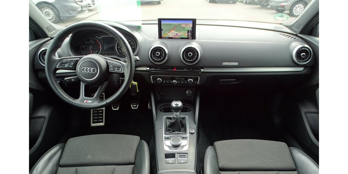 Audi A3 35 2,0l TDI S-Line Paket, Navi, Klimaauto., PDC 123.848 km 14.990 &euro; Rodgau 63110