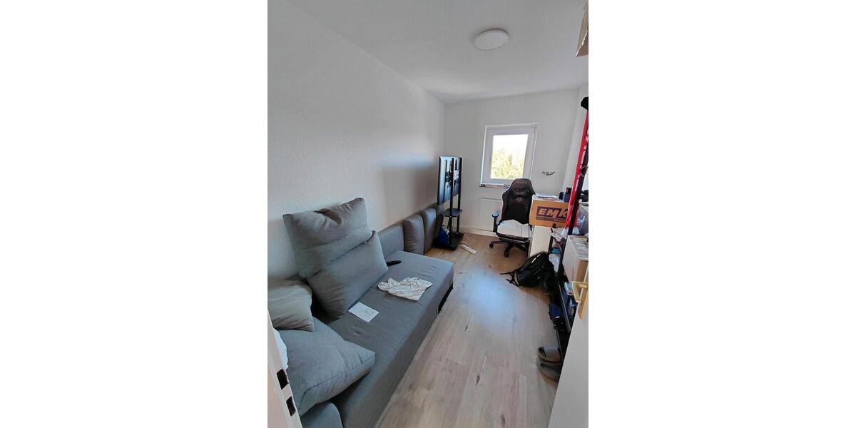 Etagenwohnung Frankfurt am Main Ginnheim - 4 Zimmer, 69 m&sup2;, 1.150&euro; | Angebot:27630664