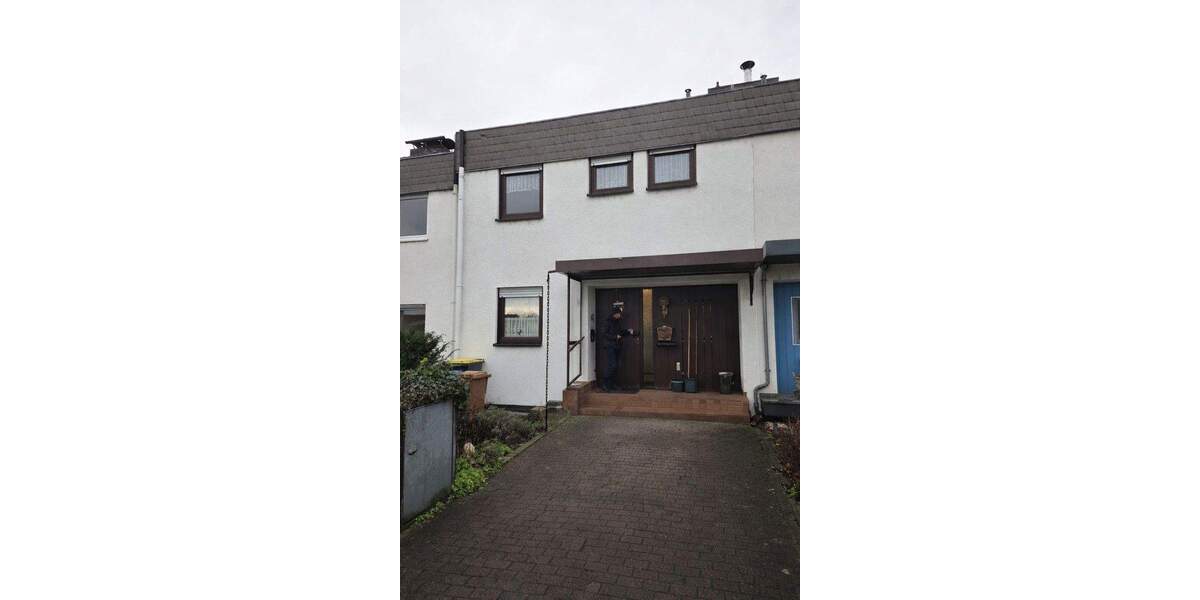 Reihenmittelhaus Aschaffenburg Damm - 5 Zimmer, 135 m&sup2;, 399.000&euro; | Angebot:25749975