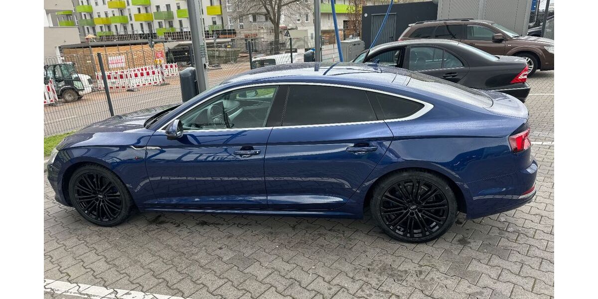Audi A5 195.500 km 16.200 &euro; Frankfurt 60529